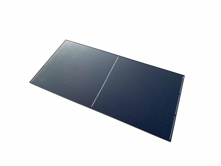 Half Cut Cell Solar Panel