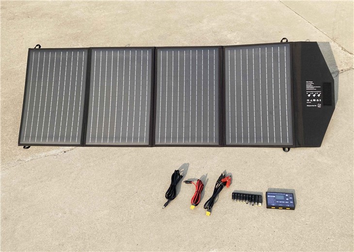 Foldable Solar Panel With Controller